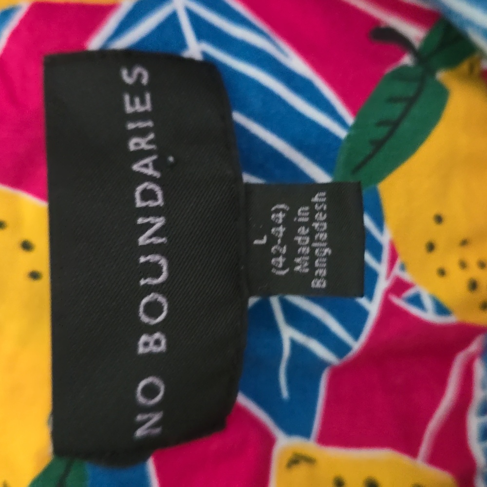 No Boundaries tropical short sleeve shirt - Picture 4 of 9